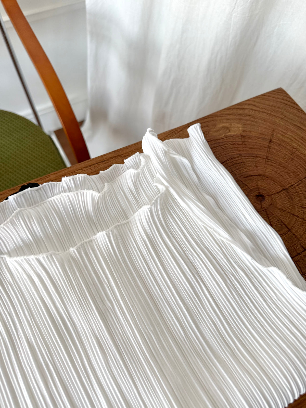 細褶背心上衣 Pleated Tank Top