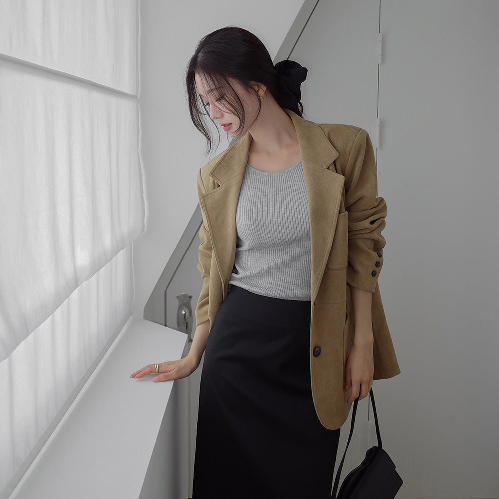 簡約知性細坑條修身針織衫