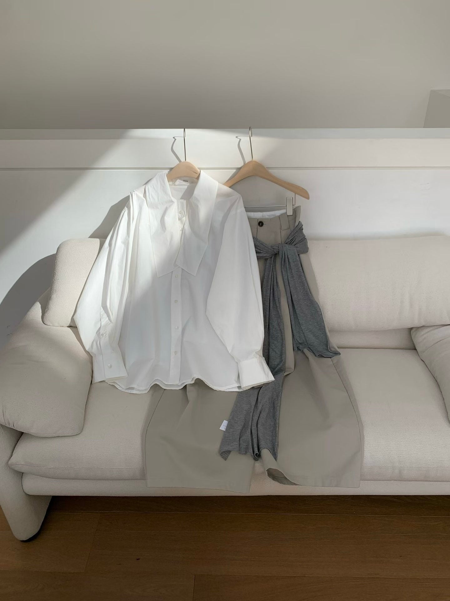 蝴蝶結綁帶襯衫 Ribbon Tie Shirt