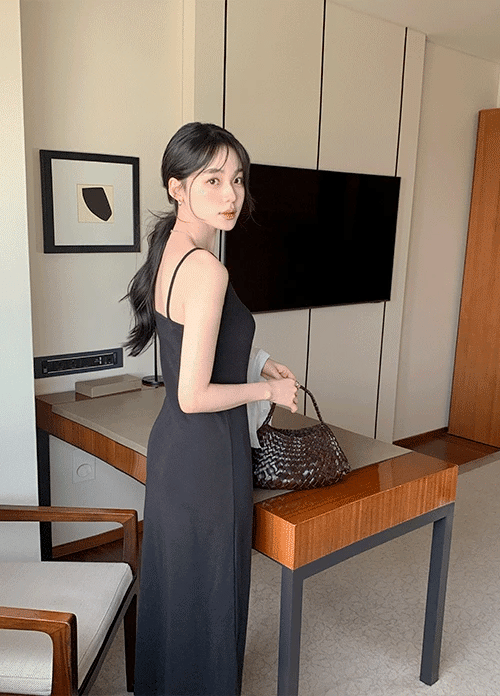 極簡慵懶日常百搭修身無袖連身裙
