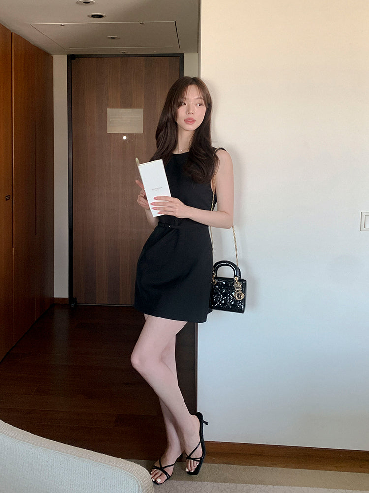 都會優雅知性圓領附腰帶修身連身短裙