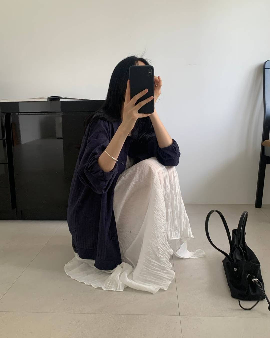 海島度假風V領細肩帶皺褶長洋裝-4