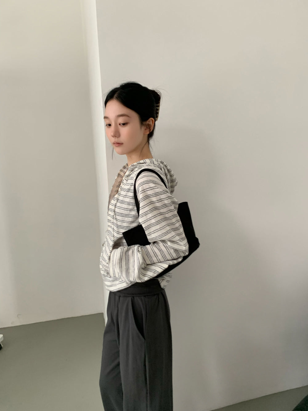 復古條紋混棉微短版連帽外套
