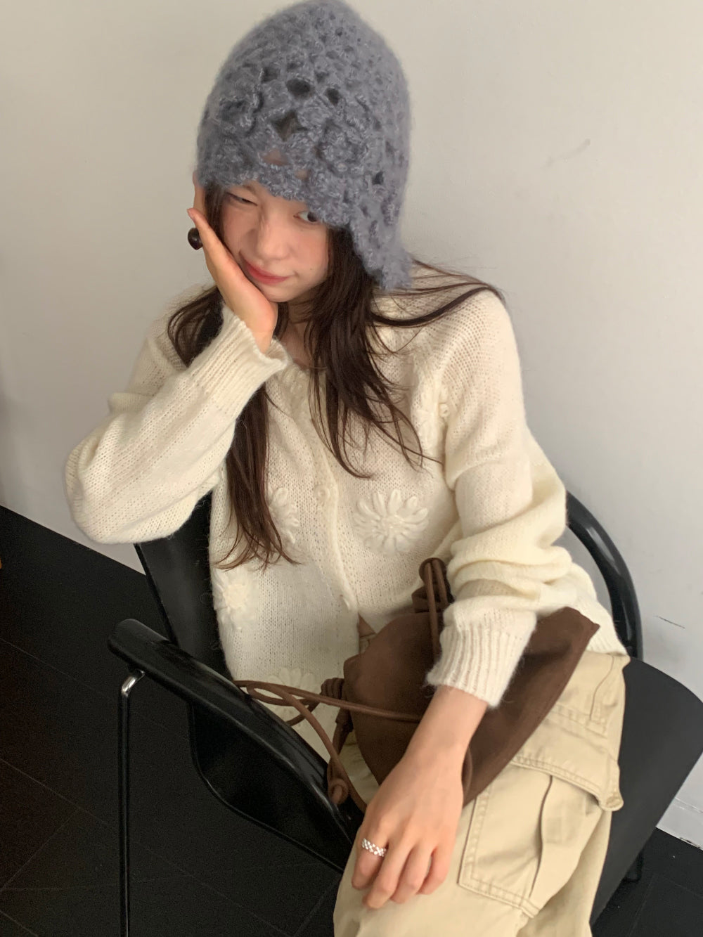 溫雅立體鉤花羊毛喀什米爾針織開襟外套