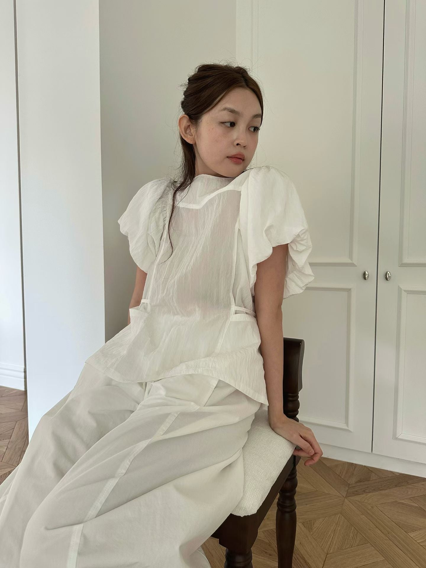 圓領立體澎澎袖短袖襯衫-6