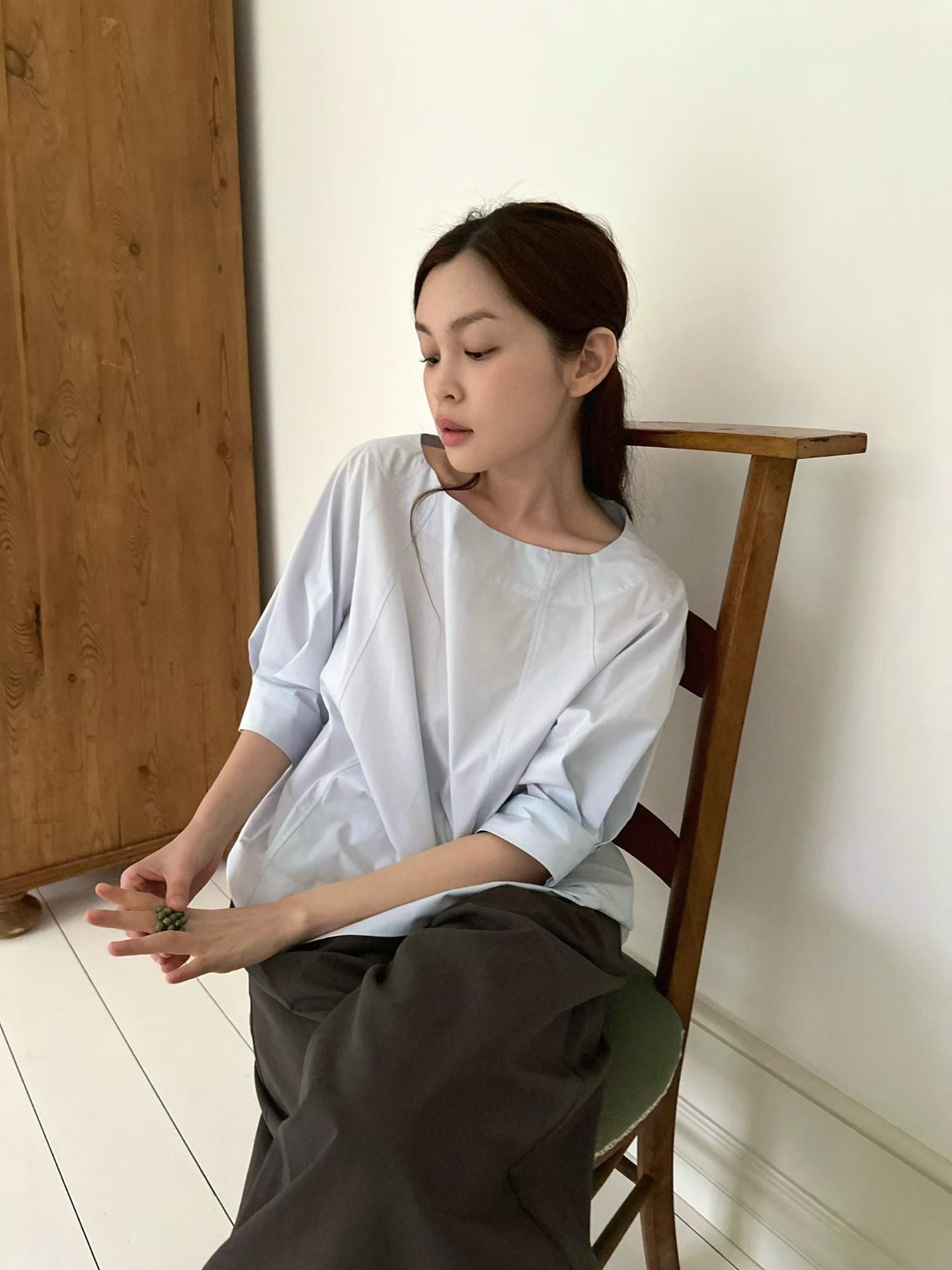 法式復古一字領挺版燈籠袖襯衫