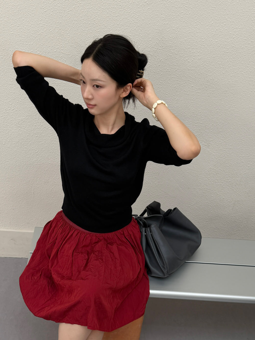 知性優雅垂墜領親膚針織衫-8