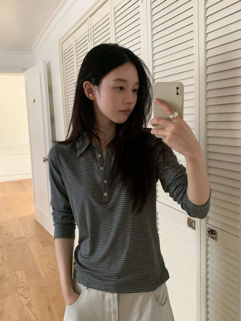 簡約知性柔彈天絲微修身條紋翻領上衣