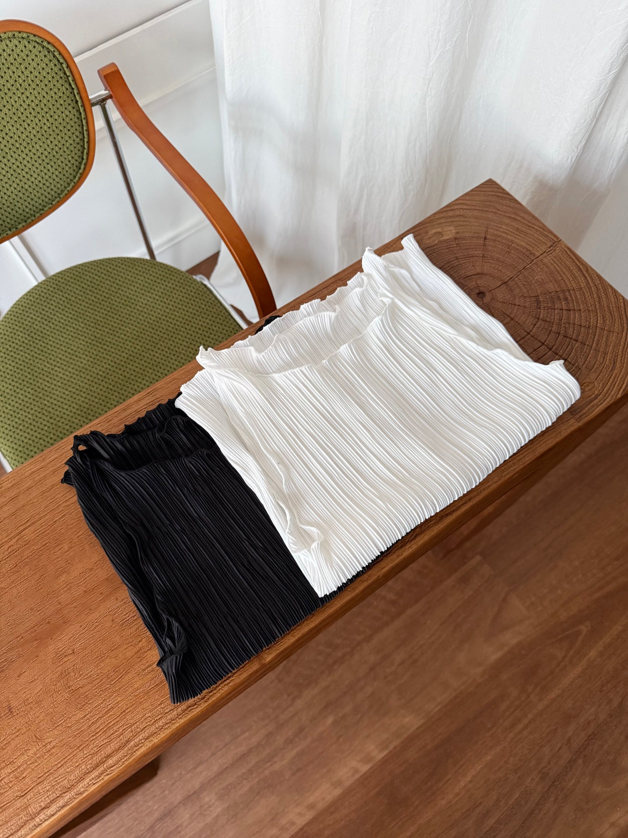 細褶背心上衣 Pleated Tank Top