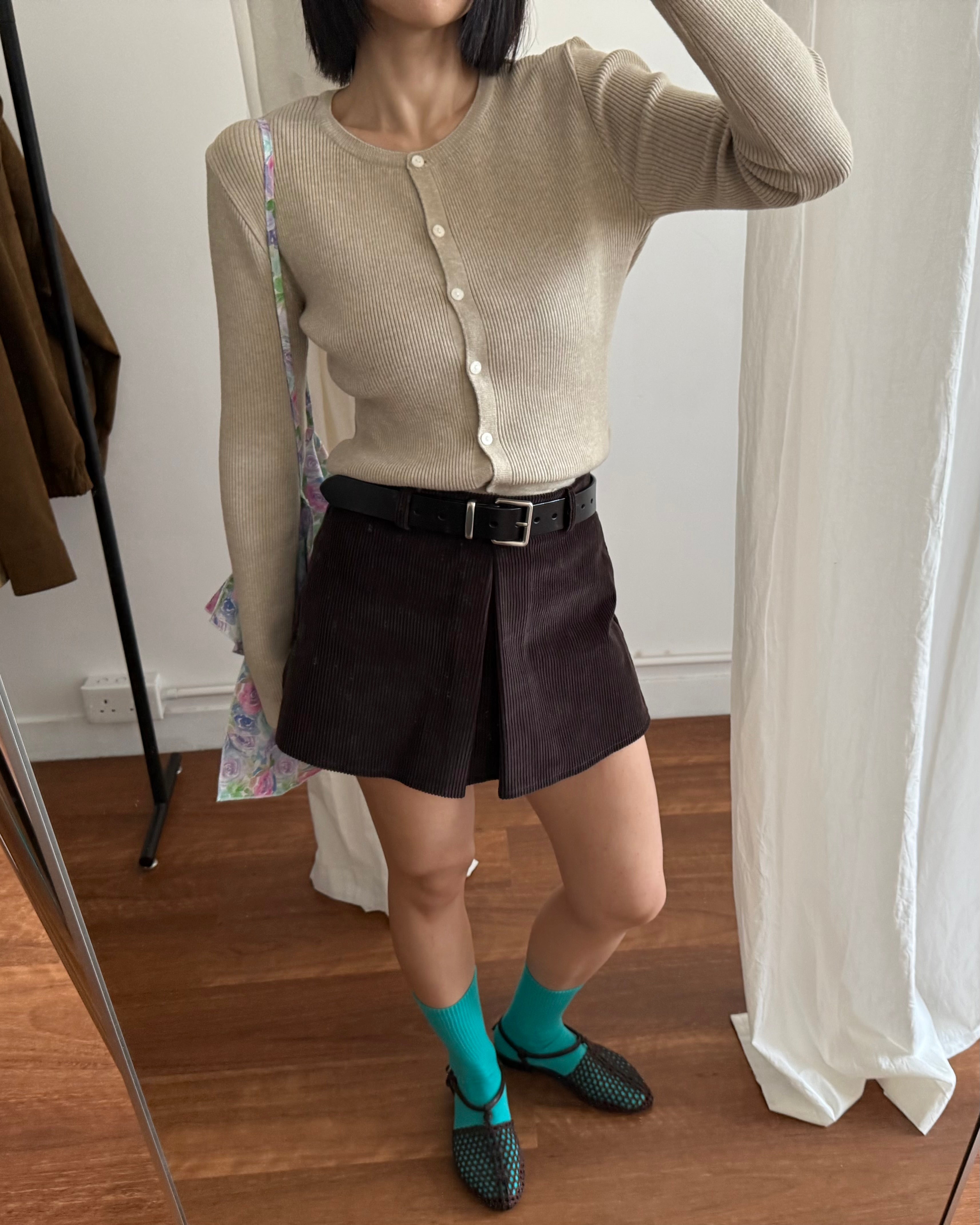 For Geeks | Library Mood: Soft textures for a quiet afternoon at your favourite corner table.