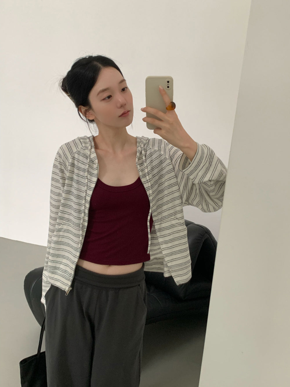 復古條紋混棉微短版連帽外套-8