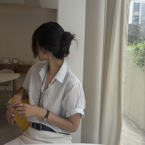 清爽知性細條紋反摺袖棉質襯衫