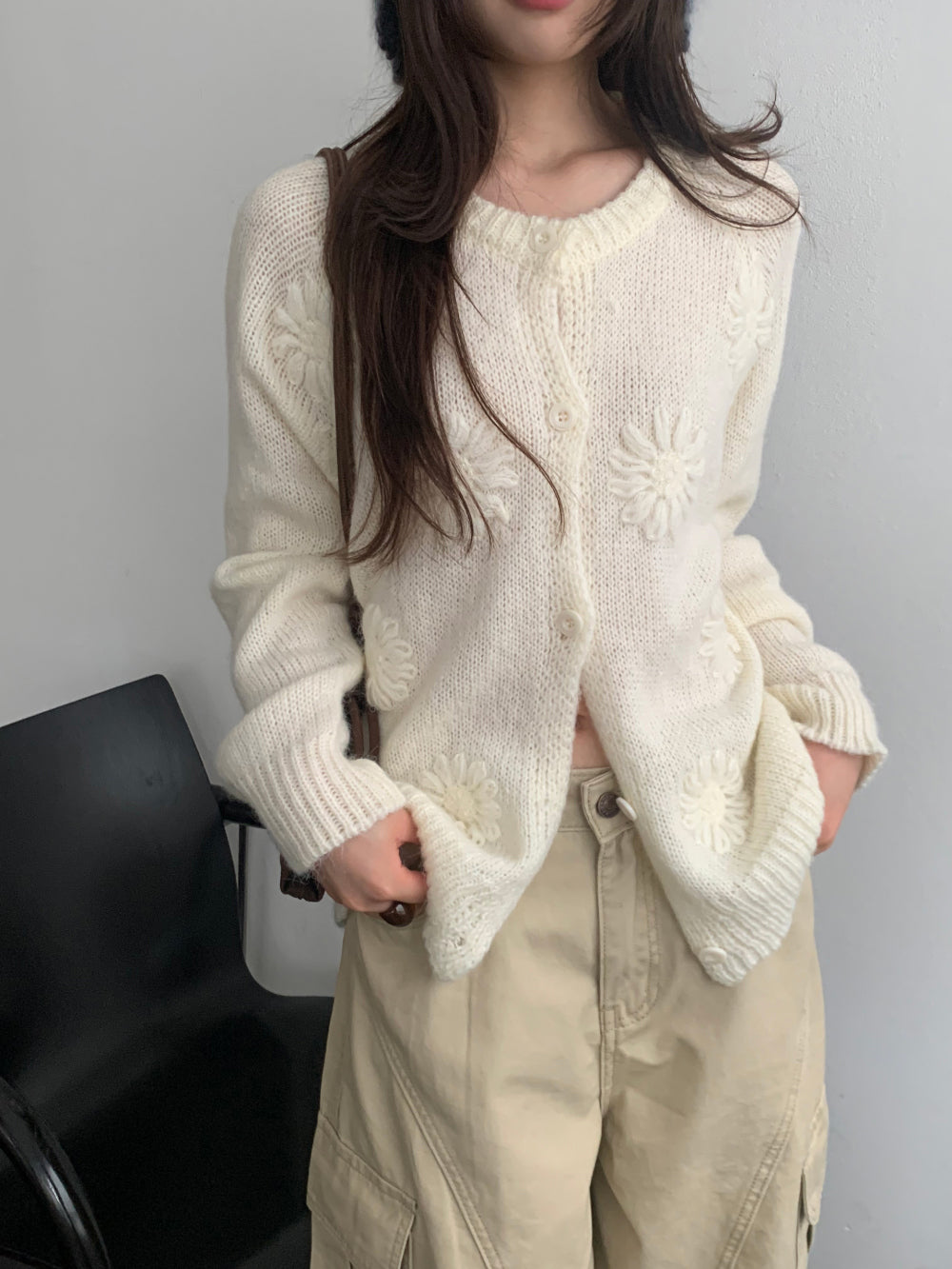 溫雅立體鉤花羊毛喀什米爾針織開襟外套