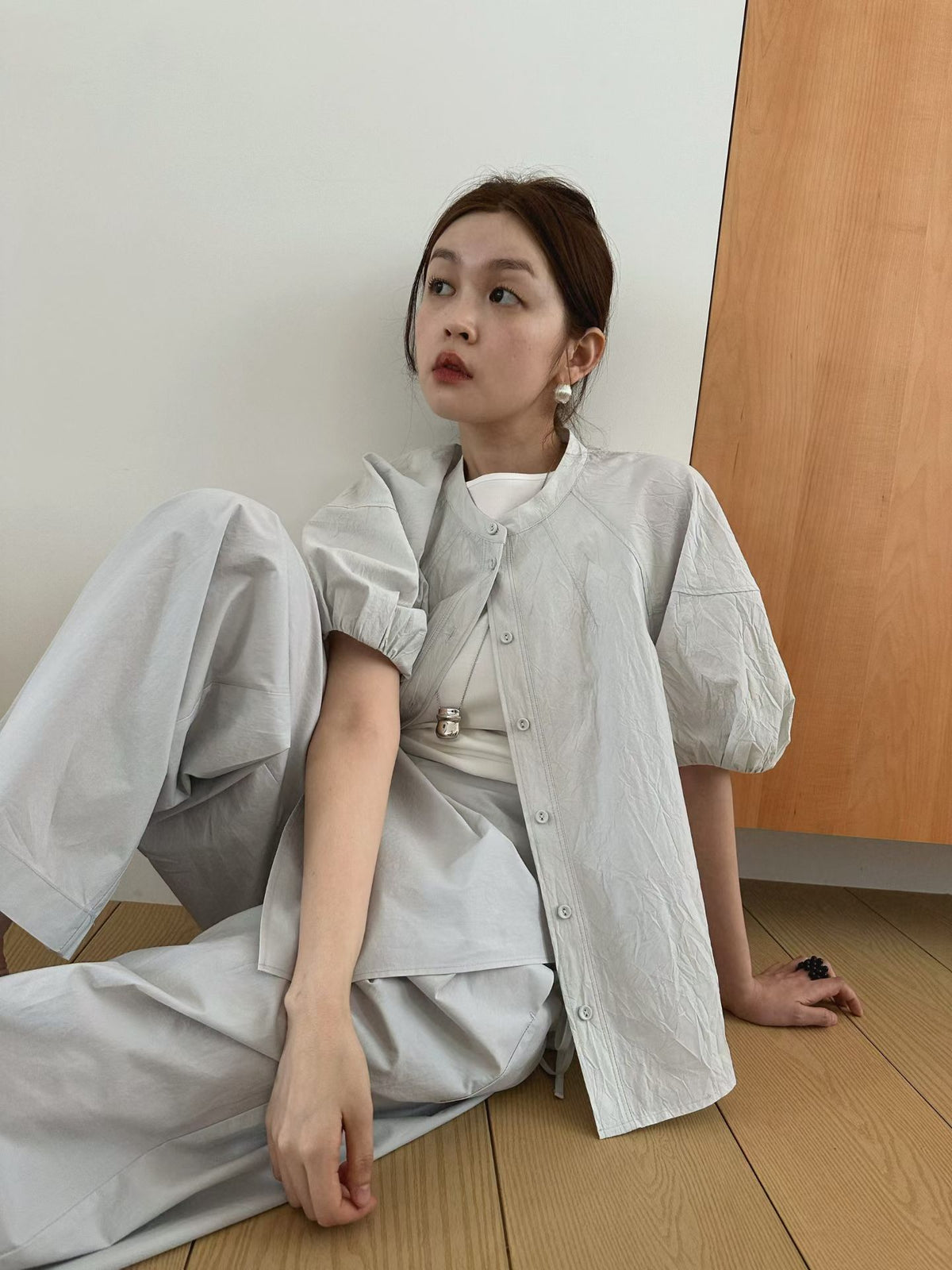 寬鬆排扣五分袖肌理感薄罩衫