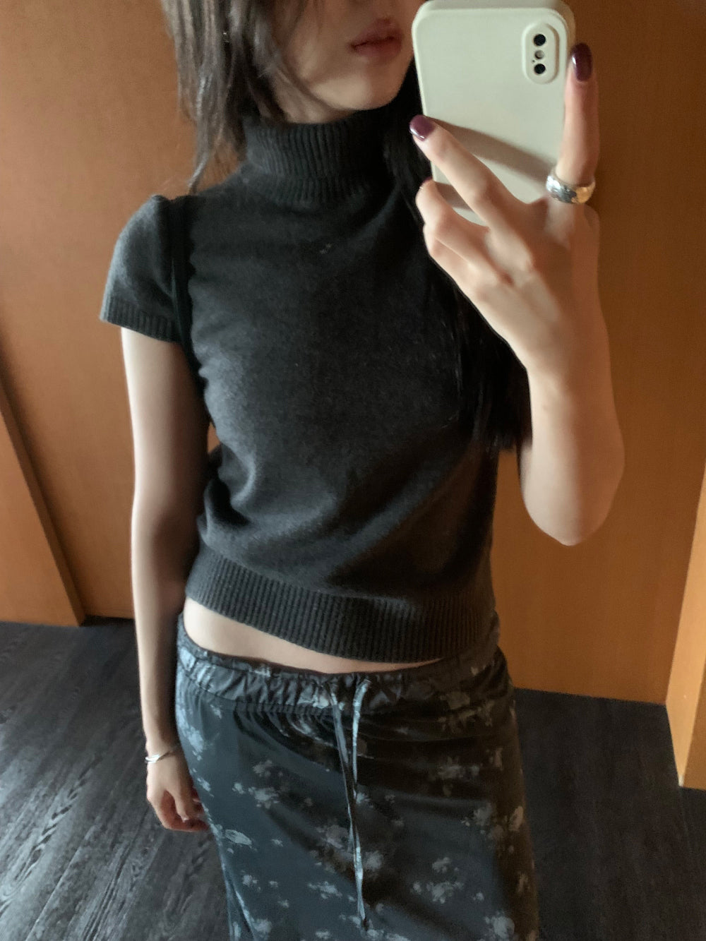 簡約知性親膚高領短袖針織衫