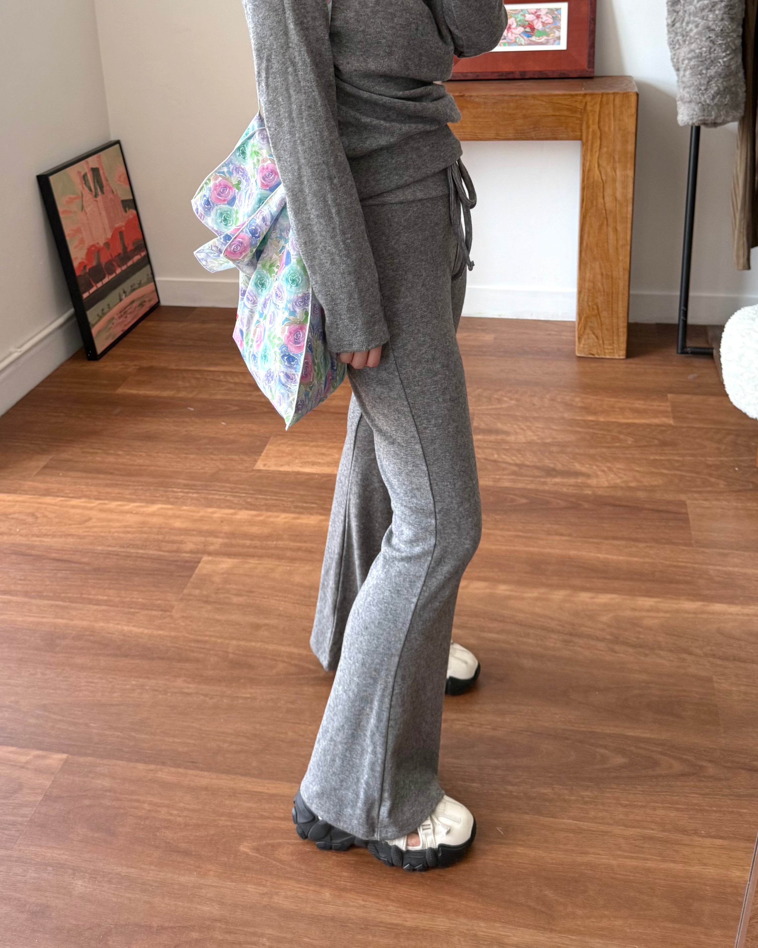 垂領針織休閒套裝 Drape‑Neck Comfy Knit Set