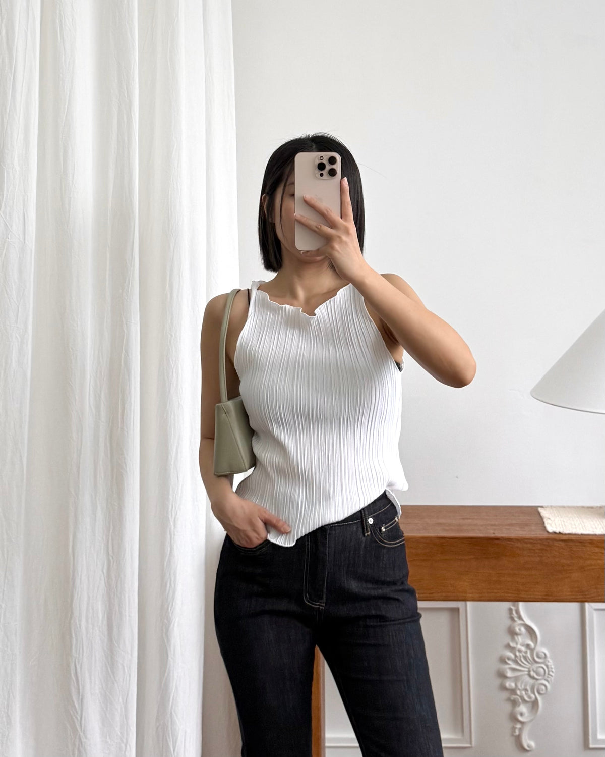 細褶背心上衣 Pleated Tank Top