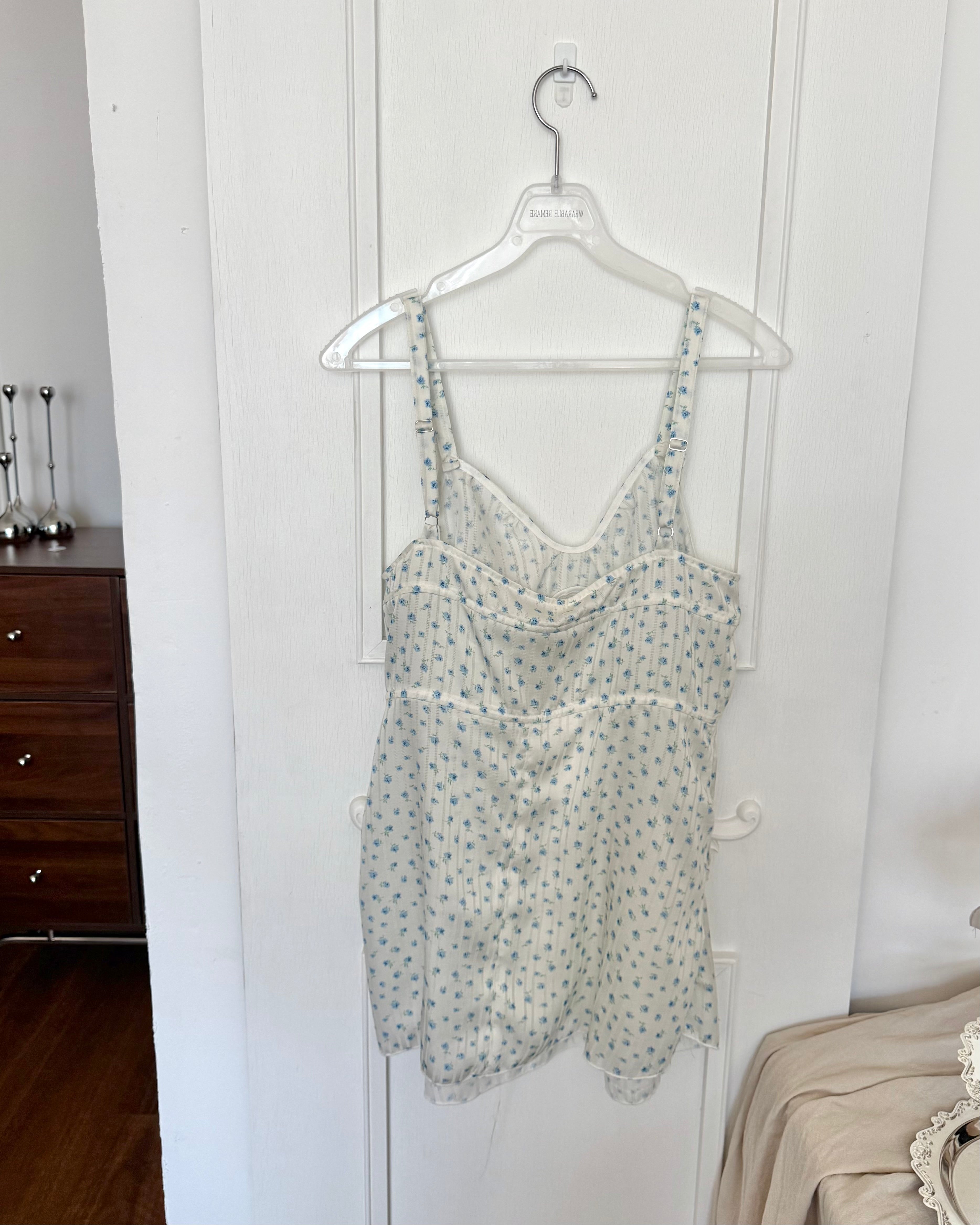 春日小花雪紡細肩上衣 Blue Floral Chiffon Camisole Top