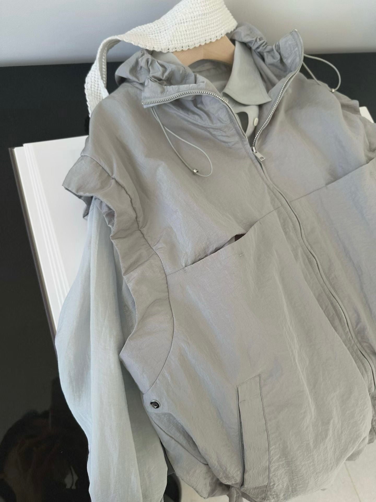 抽繩立領防風馬甲外套 Hooded Nylon Vest