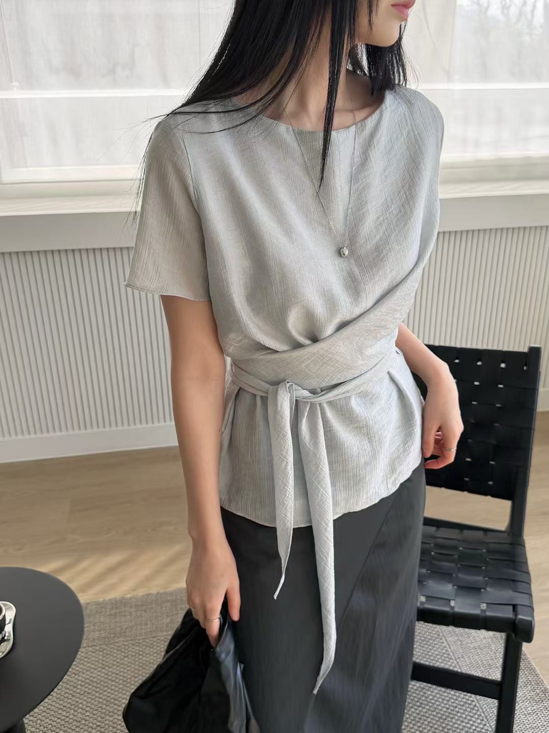 親膚腰間綁帶圓領上衣-4
