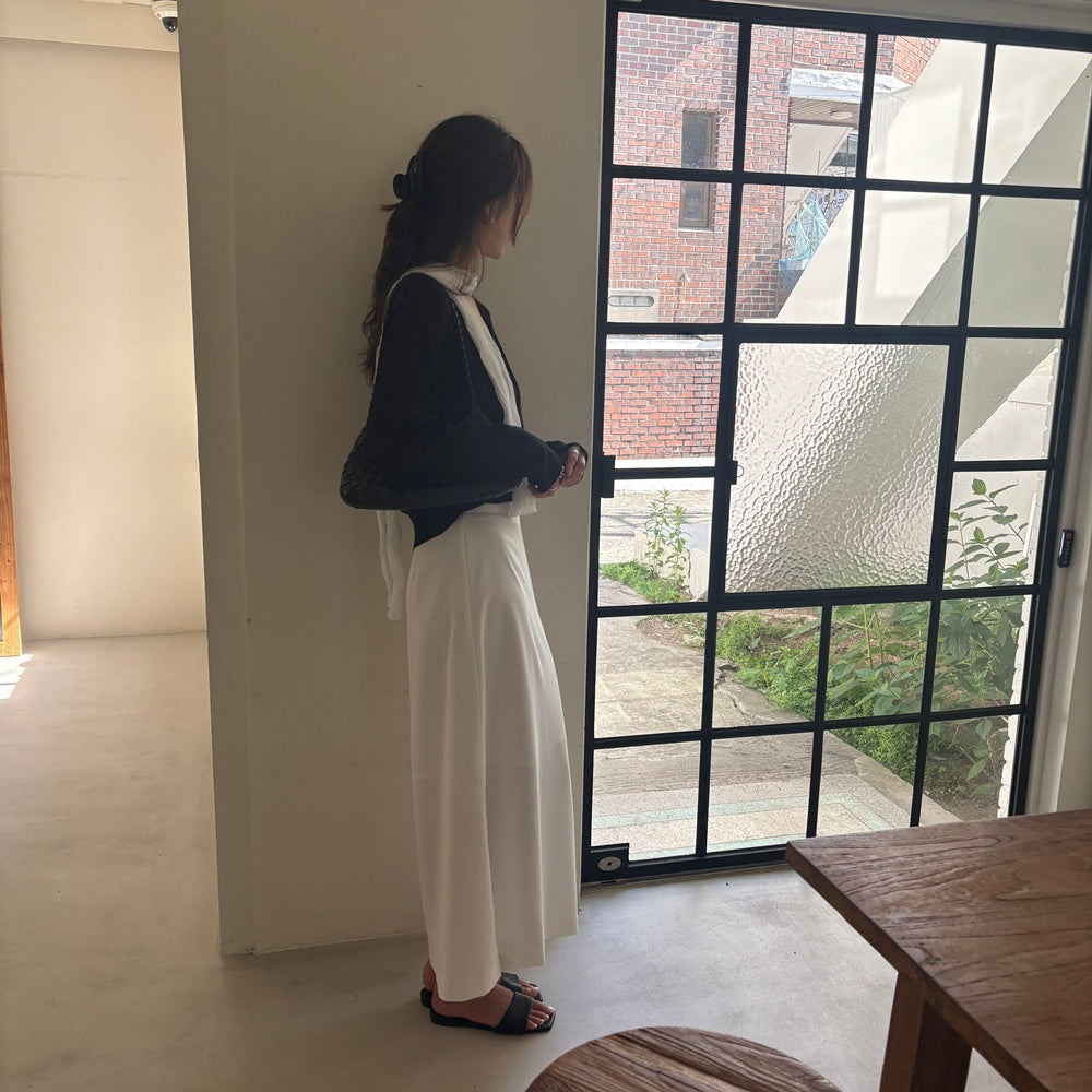 慵懶清透深V領寬鬆針織罩衫