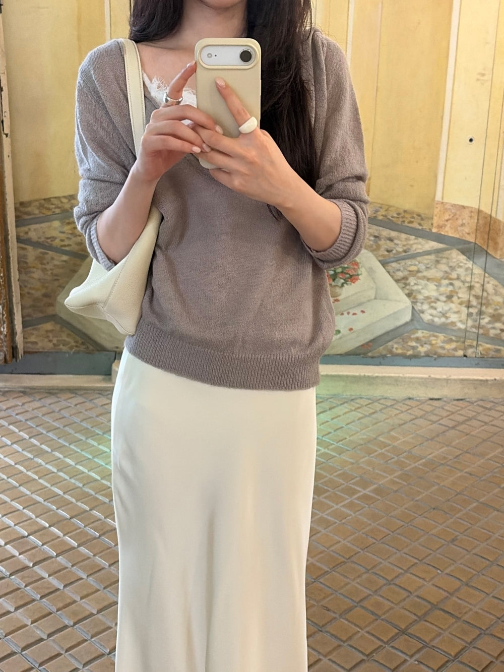 簡約微光垂墜緞面長裙