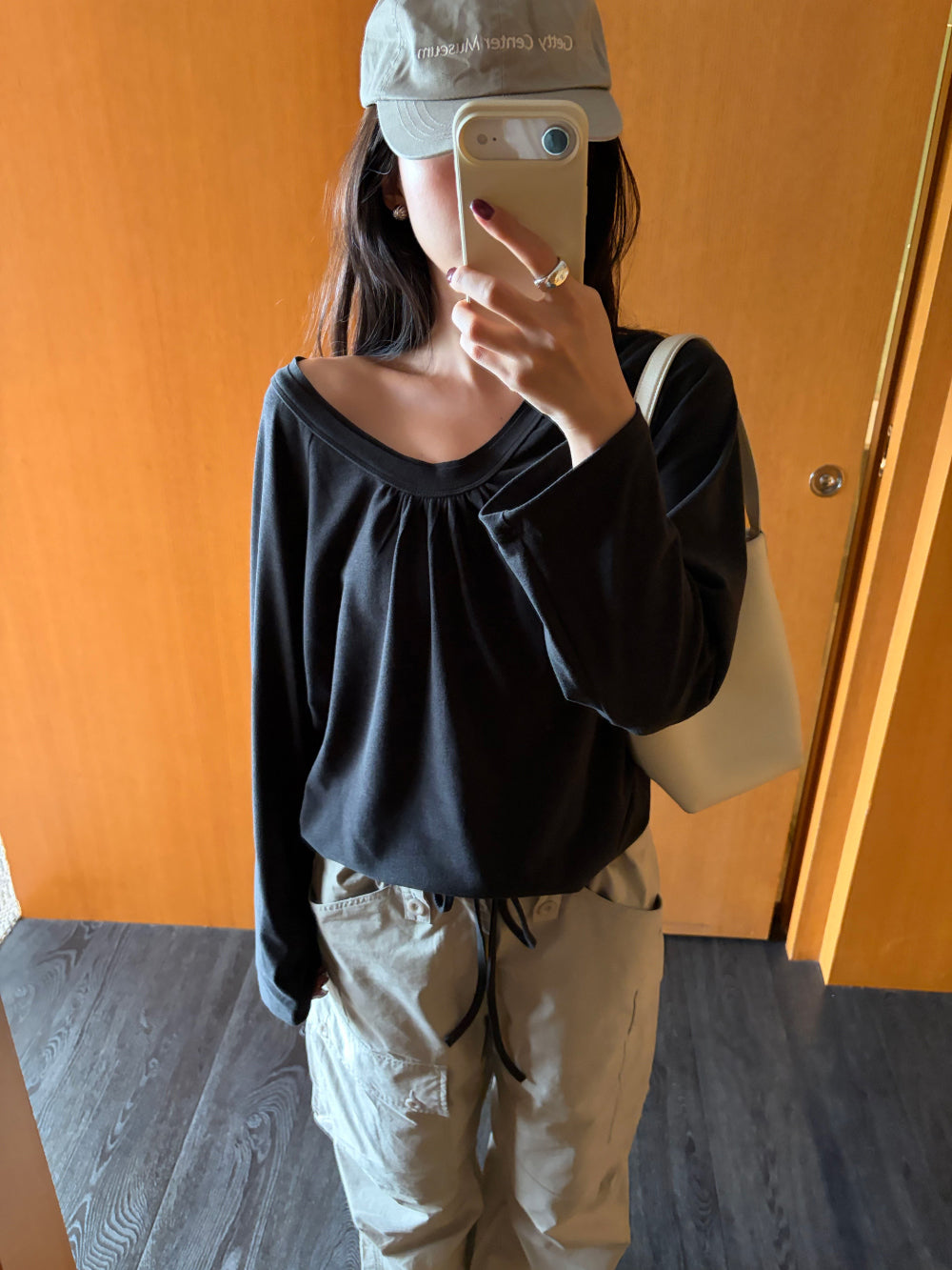 慵懶柔感抓褶抽繩衛衣