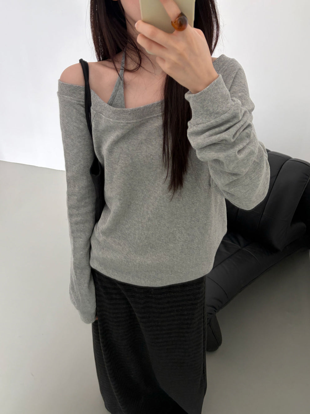 慵懶隨性純棉斜肩大U領衛衣