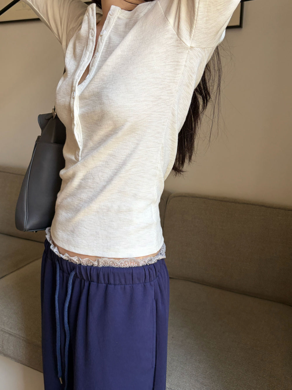 慵懶隨性蕾絲拼接垂墜寬版休閒棉褲
