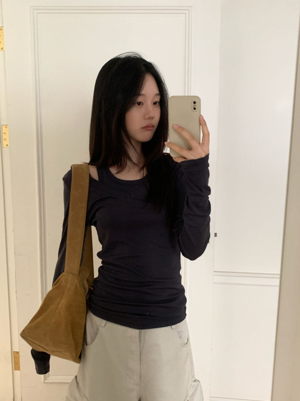 簡約隨性深V領修身彈力棉長袖背心兩件套