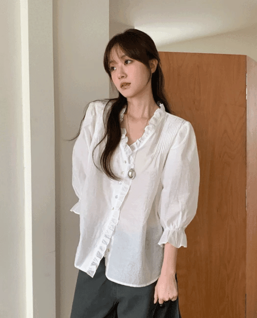 法式溫柔純棉荷葉領貝殼扣襯衫